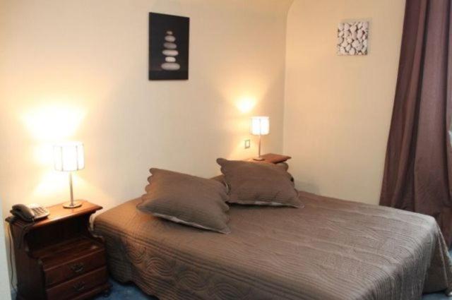 Hôtel Aux Armes De France à Ammerschwihr Chambre photo